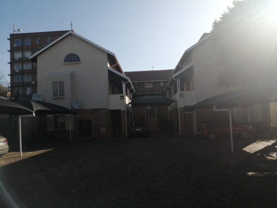 To Let 1 Bedroom Property for Rent in Sunnyside Gauteng