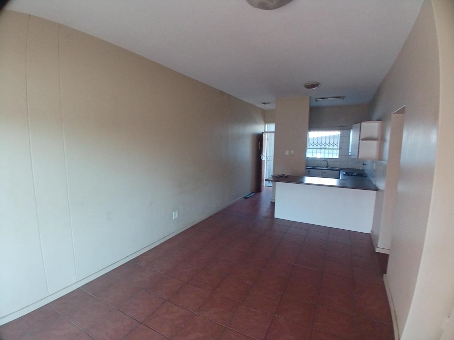 To Let 2 Bedroom Property for Rent in Waterkloof Glen Gauteng