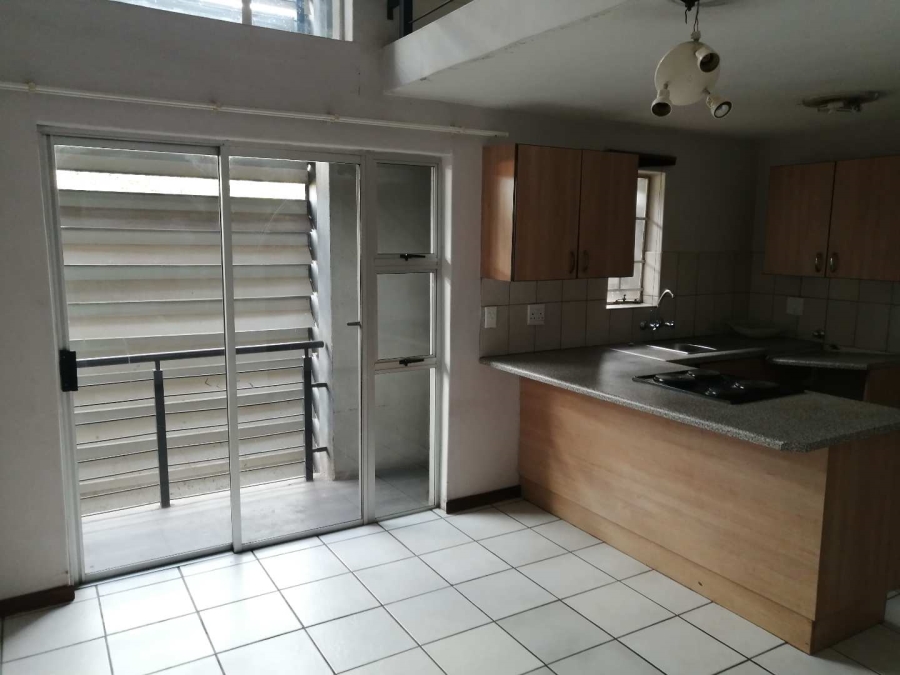 To Let 1 Bedroom Property for Rent in Riviera Gauteng