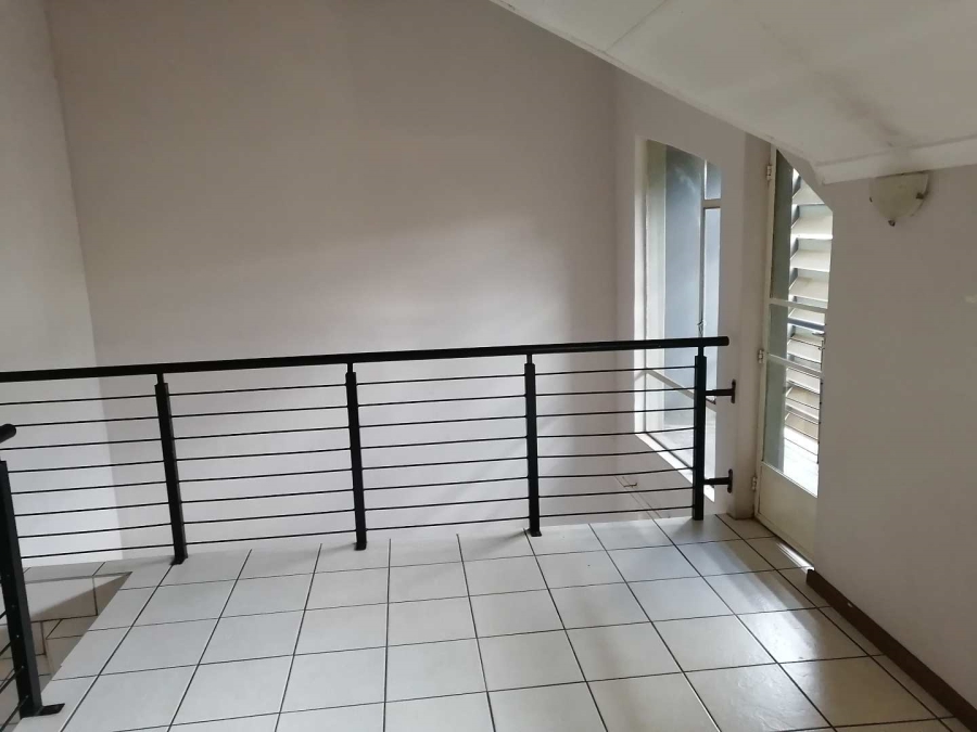 To Let 1 Bedroom Property for Rent in Riviera Gauteng