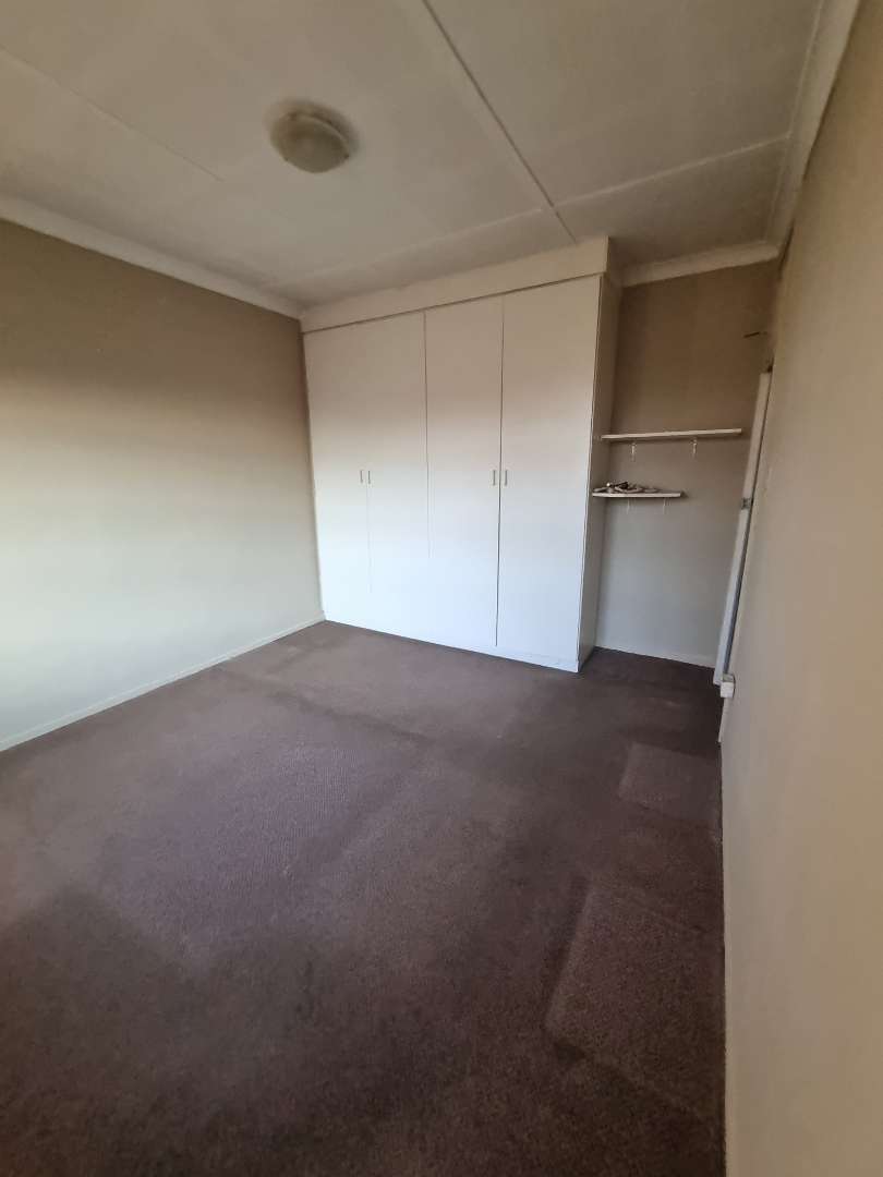 2 Bedroom Property for Sale in South Hills Gauteng