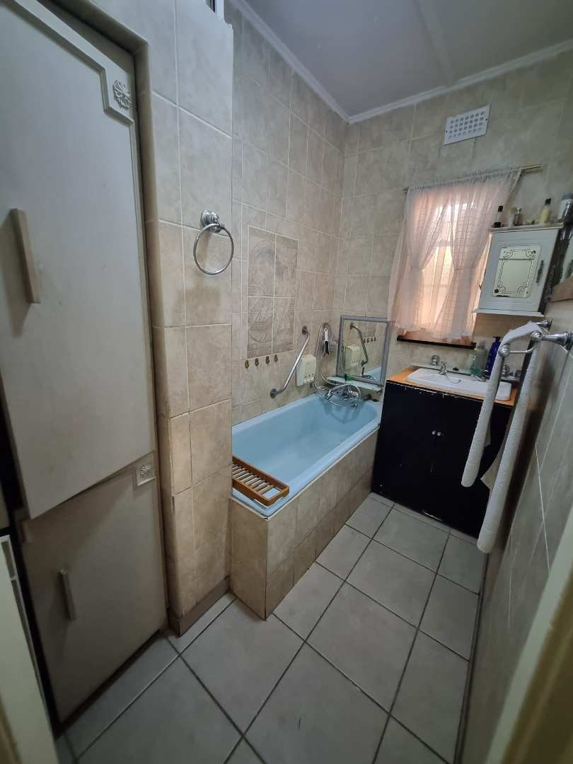 2 Bedroom Property for Sale in South Hills Gauteng
