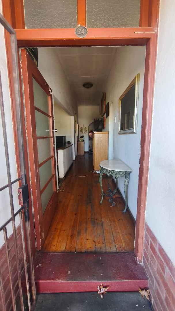 10 Bedroom Property for Sale in Turf Club Gauteng