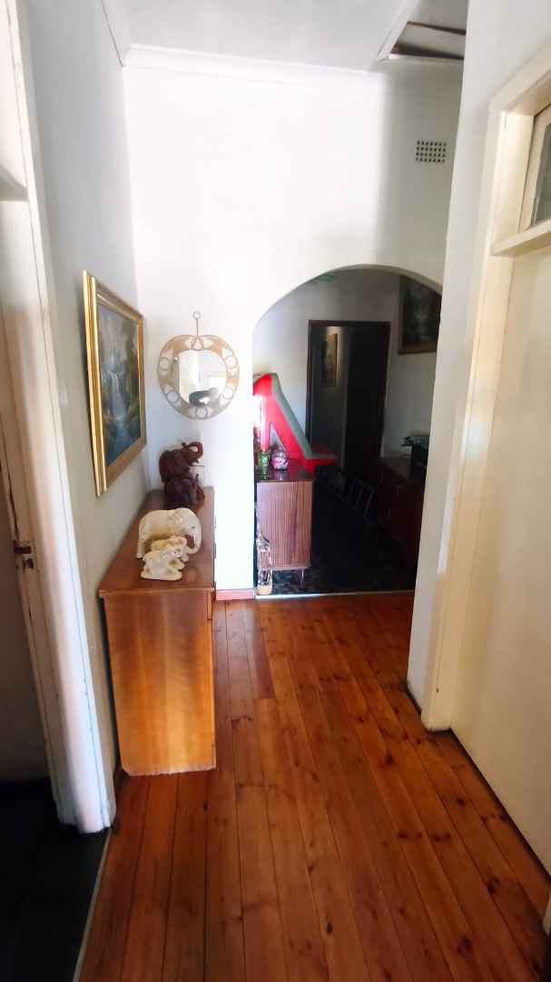 10 Bedroom Property for Sale in Turf Club Gauteng