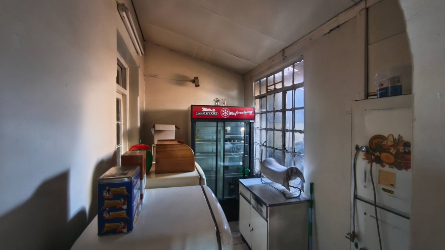10 Bedroom Property for Sale in Turf Club Gauteng