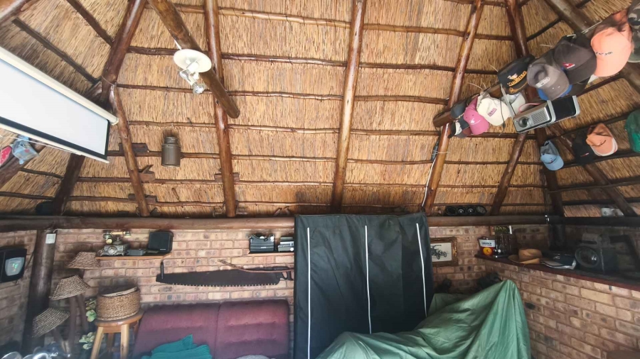 10 Bedroom Property for Sale in Turf Club Gauteng