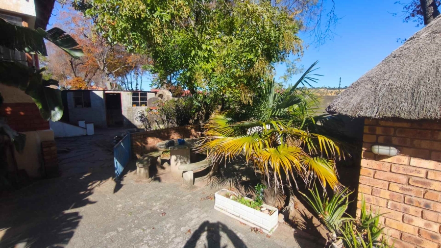 10 Bedroom Property for Sale in Turf Club Gauteng