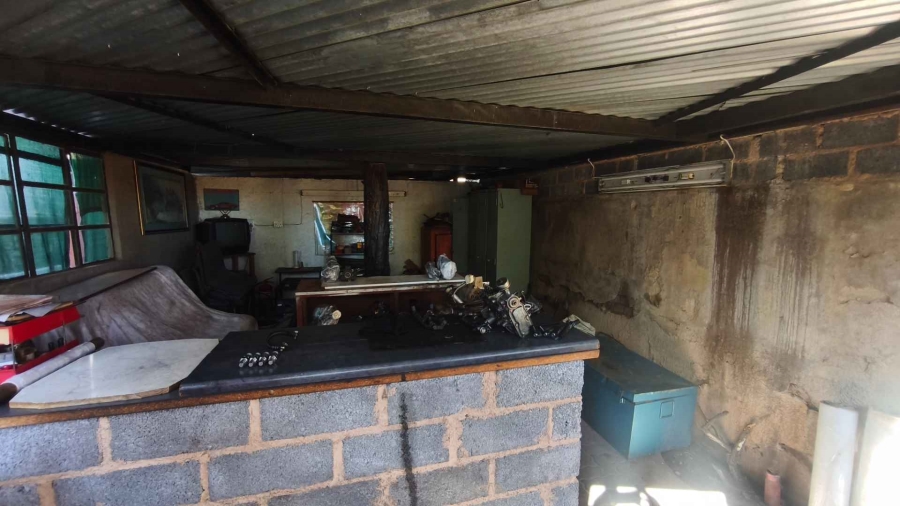 10 Bedroom Property for Sale in Turf Club Gauteng