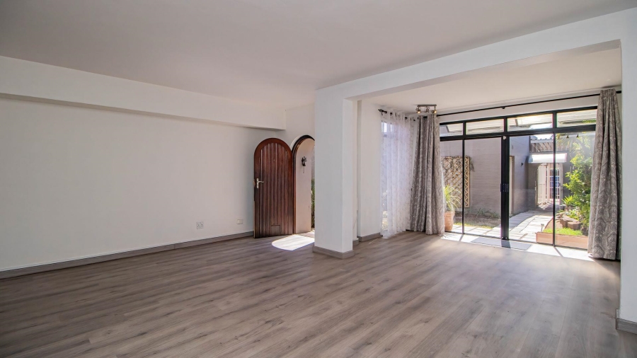 3 Bedroom Property for Sale in Beyerspark Gauteng