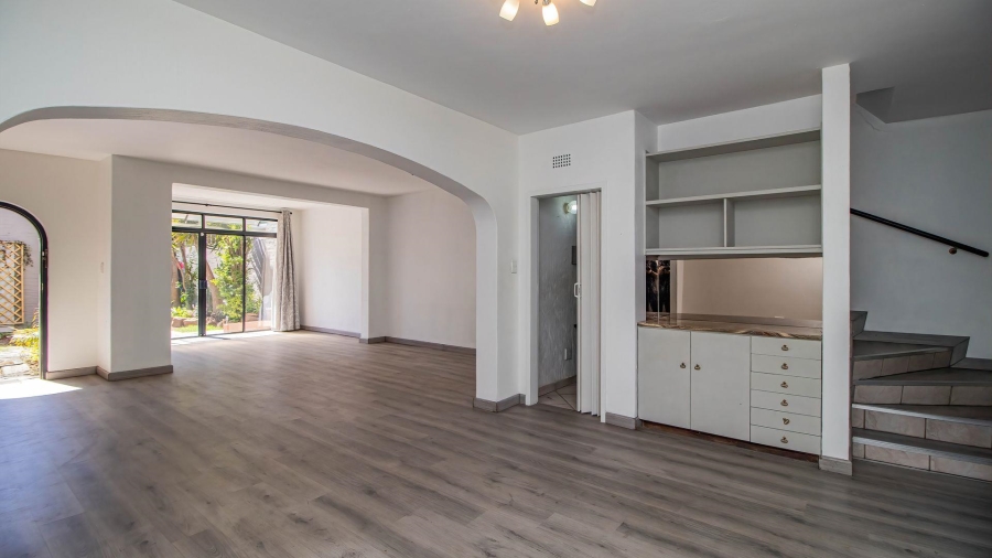 3 Bedroom Property for Sale in Beyerspark Gauteng
