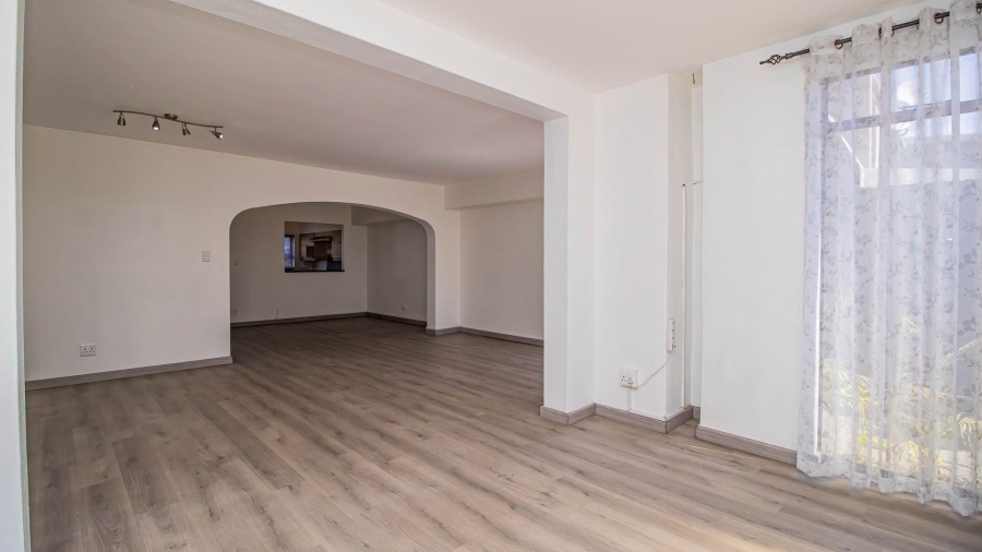 3 Bedroom Property for Sale in Beyerspark Gauteng