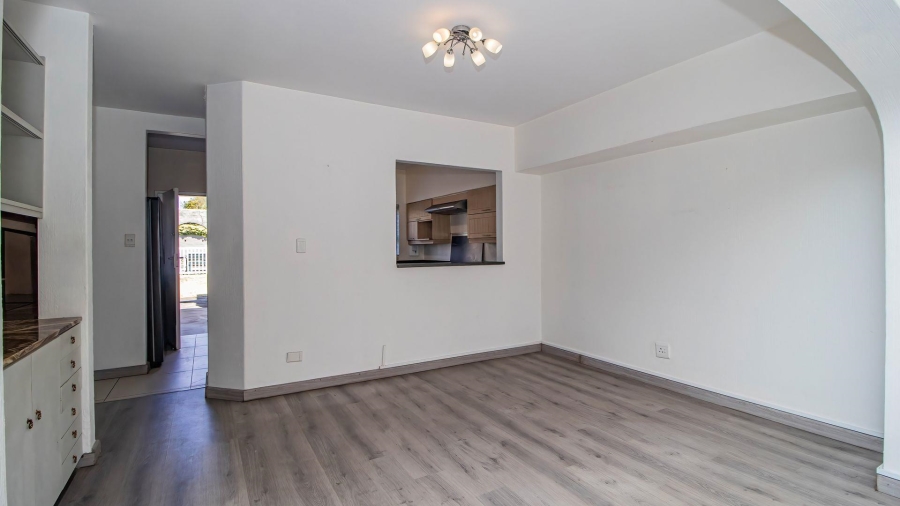 3 Bedroom Property for Sale in Beyerspark Gauteng