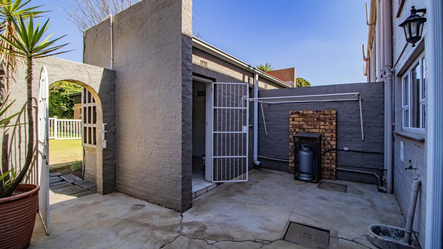 3 Bedroom Property for Sale in Beyerspark Gauteng