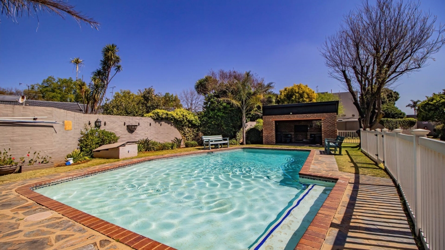 3 Bedroom Property for Sale in Beyerspark Gauteng