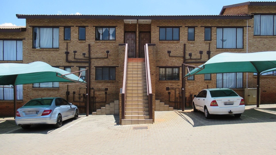 2 Bedroom Property for Sale in Meredale Gauteng