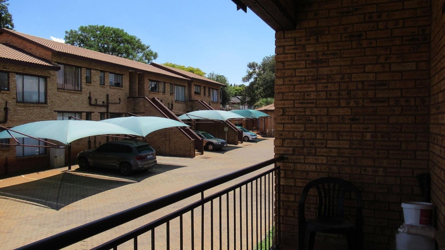 2 Bedroom Property for Sale in Meredale Gauteng