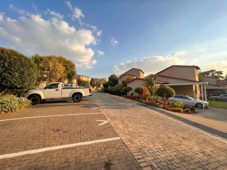 3 Bedroom Property for Sale in Northwold Gauteng