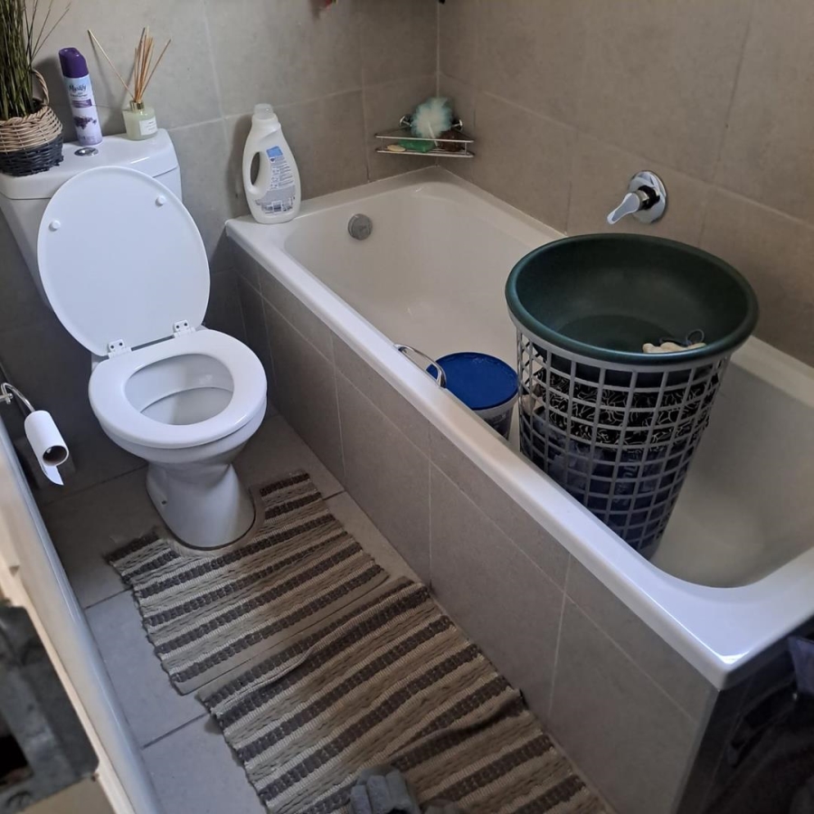 2 Bedroom Property for Sale in Theresa Park Gauteng