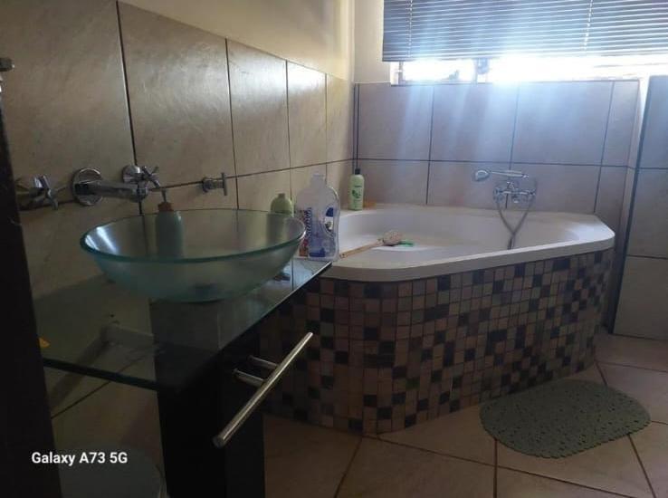 3 Bedroom Property for Sale in Bultfontein Gauteng