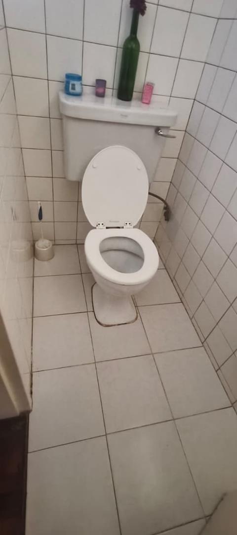 5 Bedroom Property for Sale in Pretoria Gardens Gauteng