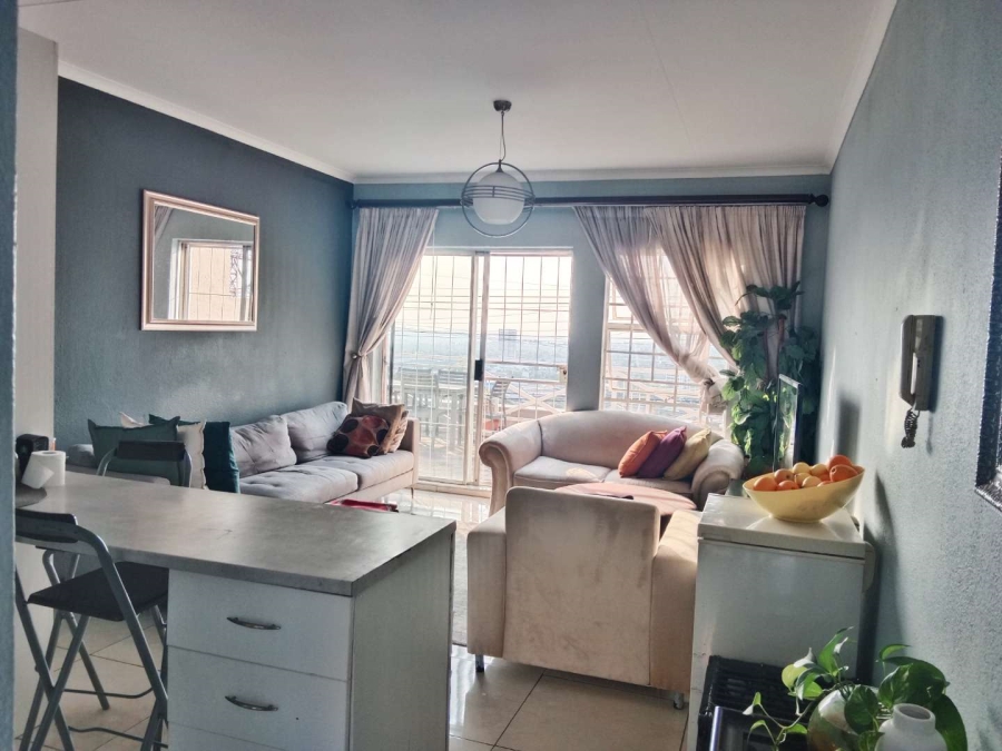 To Let 3 Bedroom Property for Rent in Sunnyrock Gauteng