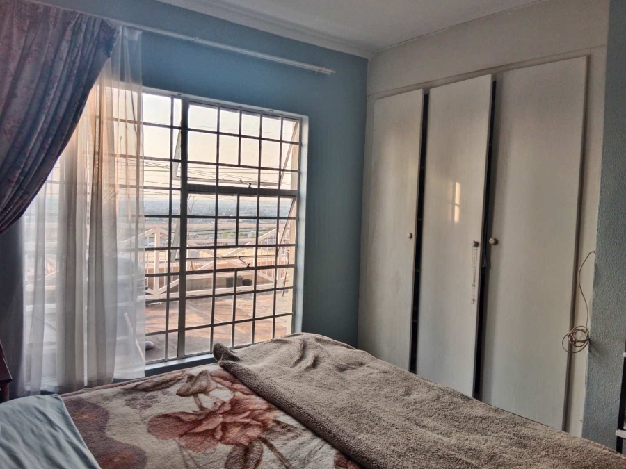 To Let 3 Bedroom Property for Rent in Sunnyrock Gauteng