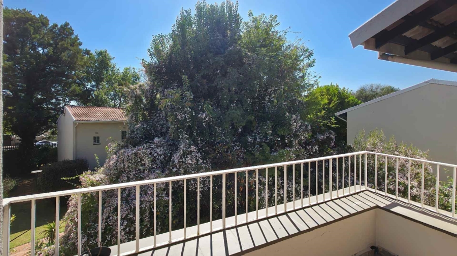 To Let 2 Bedroom Property for Rent in Sandown Gauteng