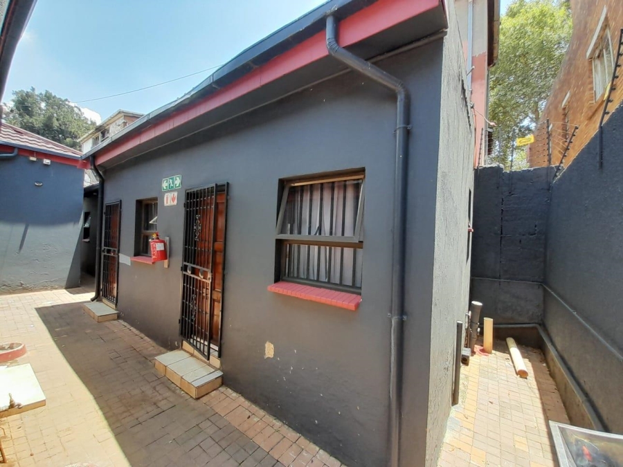 10 Bedroom Property for Sale in Bertrams Gauteng