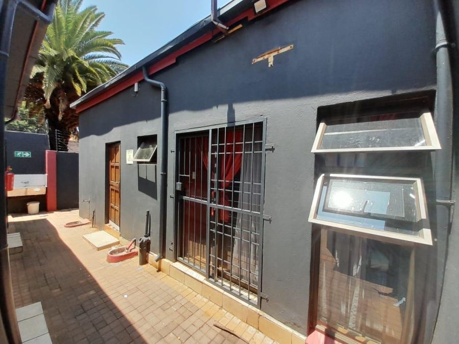 10 Bedroom Property for Sale in Bertrams Gauteng