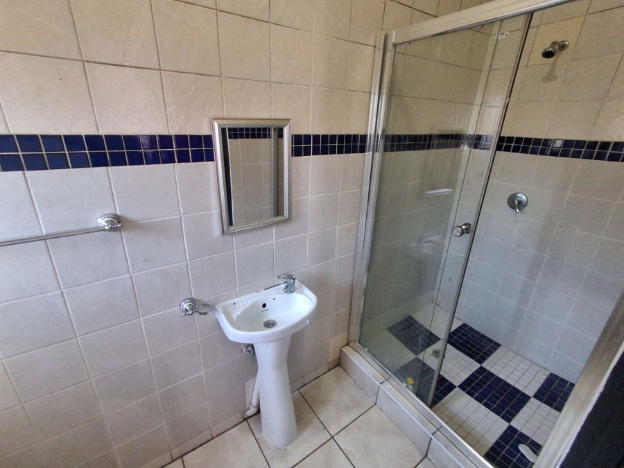 10 Bedroom Property for Sale in Bertrams Gauteng