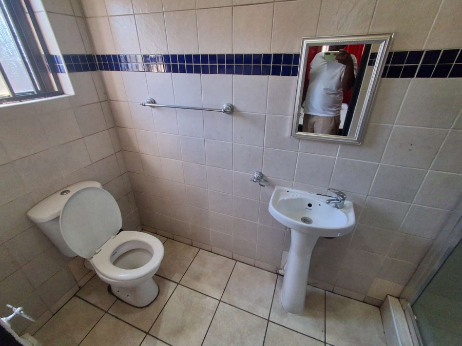 10 Bedroom Property for Sale in Bertrams Gauteng