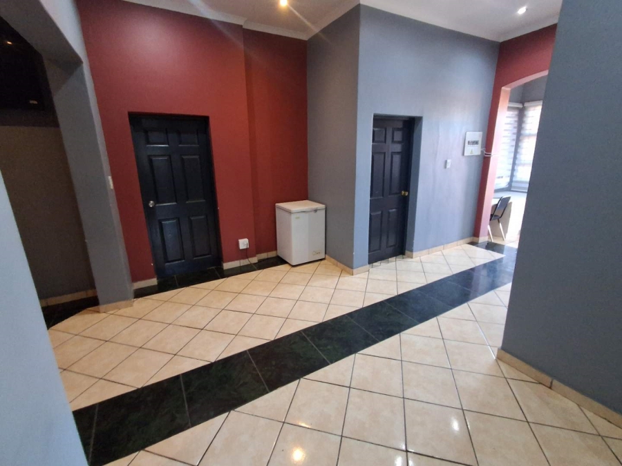 10 Bedroom Property for Sale in Bertrams Gauteng
