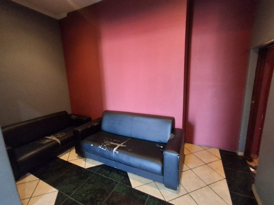 10 Bedroom Property for Sale in Bertrams Gauteng
