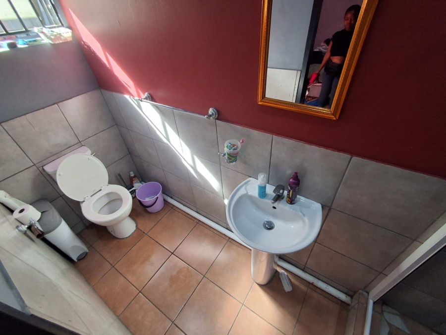 10 Bedroom Property for Sale in Bertrams Gauteng