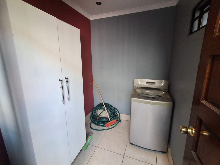 10 Bedroom Property for Sale in Bertrams Gauteng