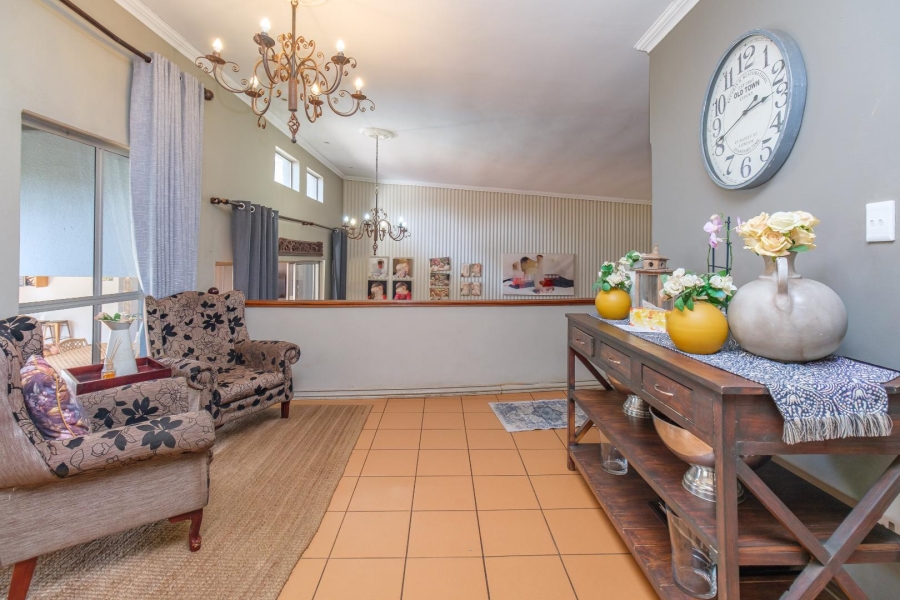 5 Bedroom Property for Sale in Eldoraigne Gauteng