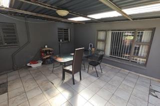 3 Bedroom Property for Sale in Brackendowns Gauteng