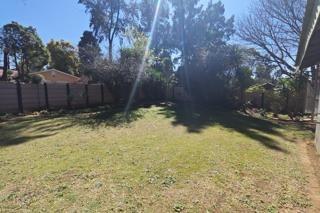3 Bedroom Property for Sale in Brackendowns Gauteng