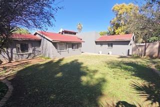 3 Bedroom Property for Sale in Brackendowns Gauteng