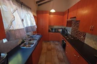 3 Bedroom Property for Sale in Brackendowns Gauteng