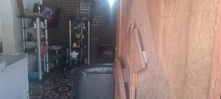 3 Bedroom Property for Sale in Brackendowns Gauteng