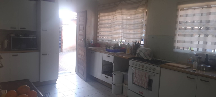 3 Bedroom Property for Sale in Brackendowns Gauteng