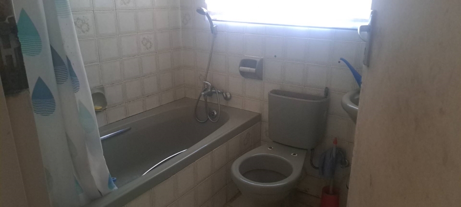 3 Bedroom Property for Sale in Brackendowns Gauteng