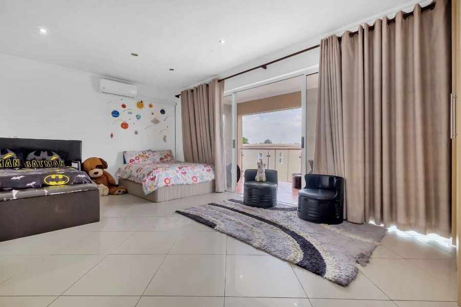 4 Bedroom Property for Sale in Halfway Gardens Gauteng