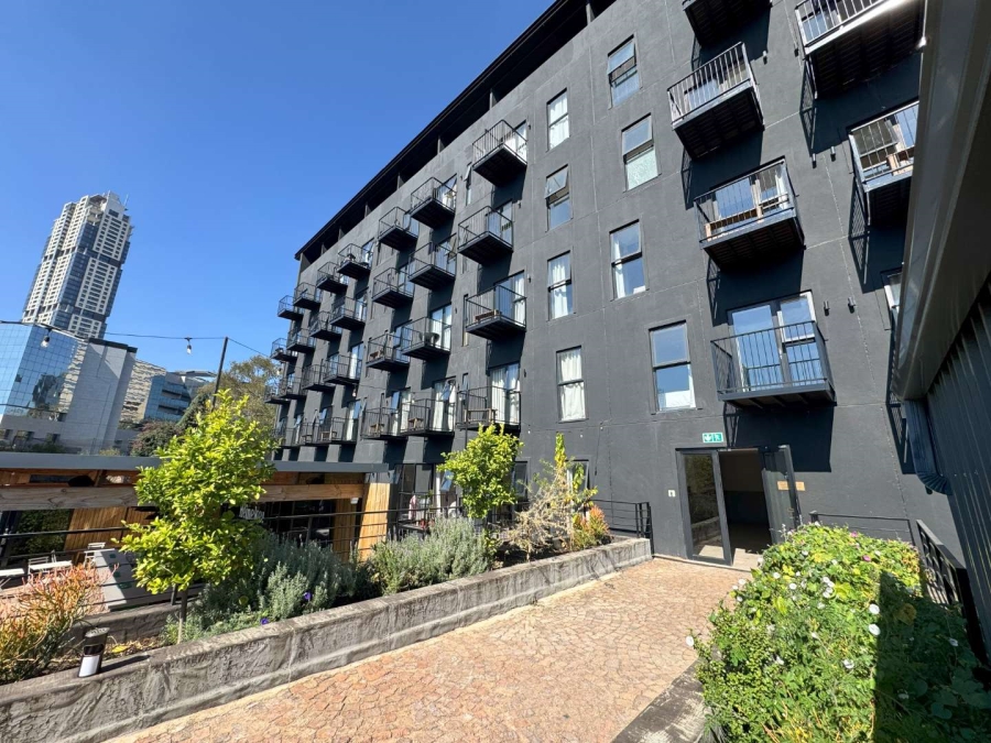 To Let 1 Bedroom Property for Rent in Sandton Central Gauteng