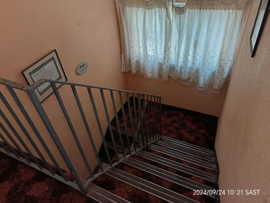 4 Bedroom Property for Sale in Vrededorp Gauteng