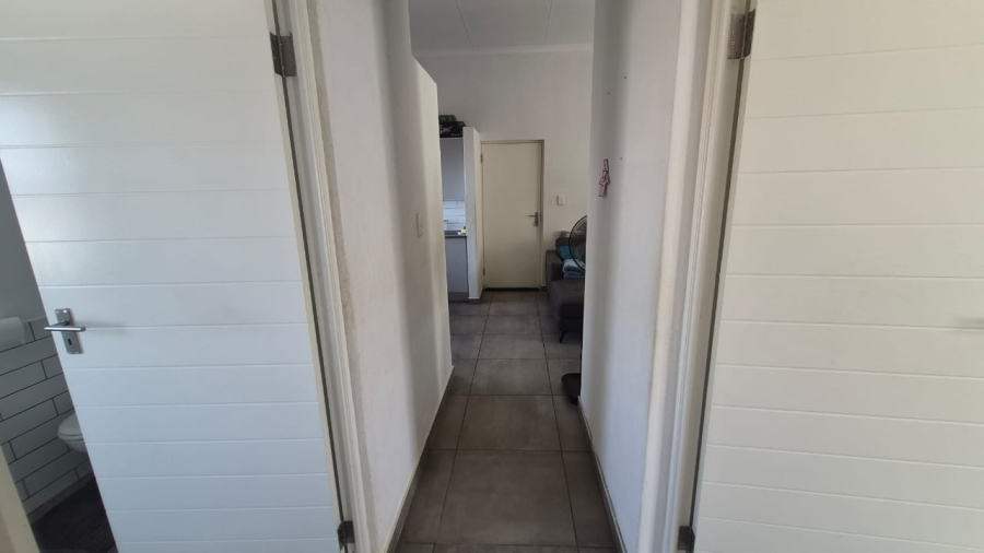 2 Bedroom Property for Sale in Glen Erasmia Gauteng