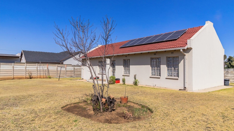 3 Bedroom Property for Sale in Rynsoord Gauteng