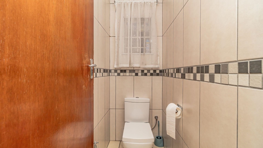 3 Bedroom Property for Sale in Rynsoord Gauteng