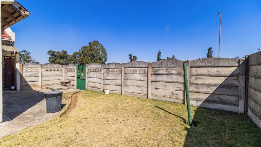 3 Bedroom Property for Sale in Rynsoord Gauteng